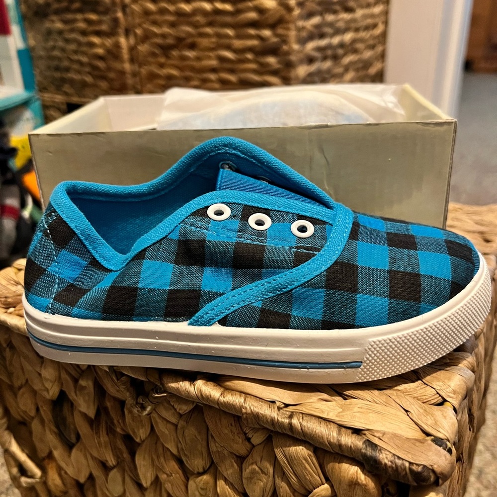 Mine brand toddler size 10